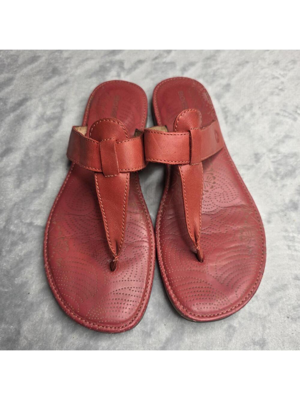 BOGS Womens Red Leather Nashville Flip Flops Sz.8